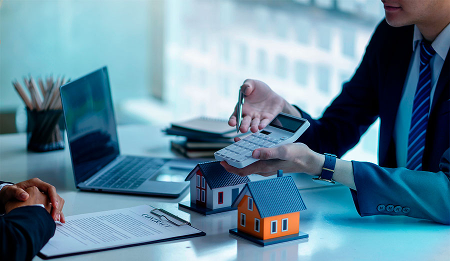 Análisis del tratamiento contable de arrendamientos: NIIF 16, Valor Razonable e Influencia del FASB